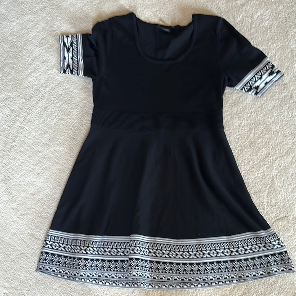 Nina Leonard Black and White Patterned Dress